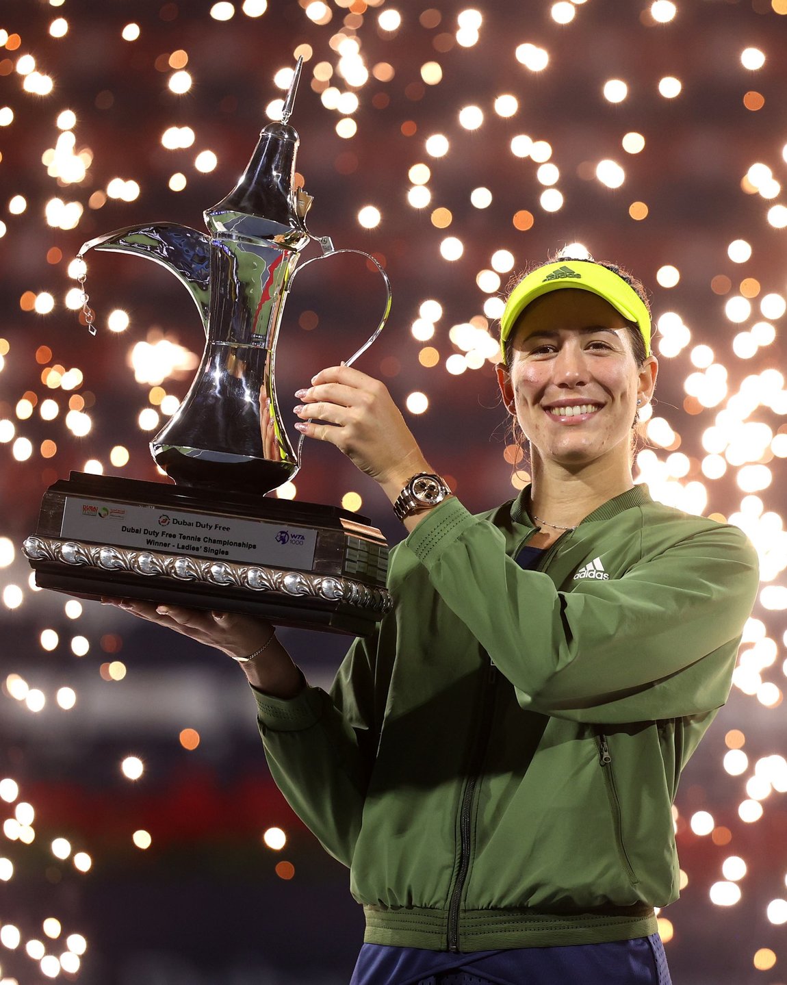 穆古鲁扎与60激战西班牙队分钟辽宁本钢主帅复盘备战NBA季后赛，连对手都承认：本菲卡冲刺阶段官宣签约的简单介绍